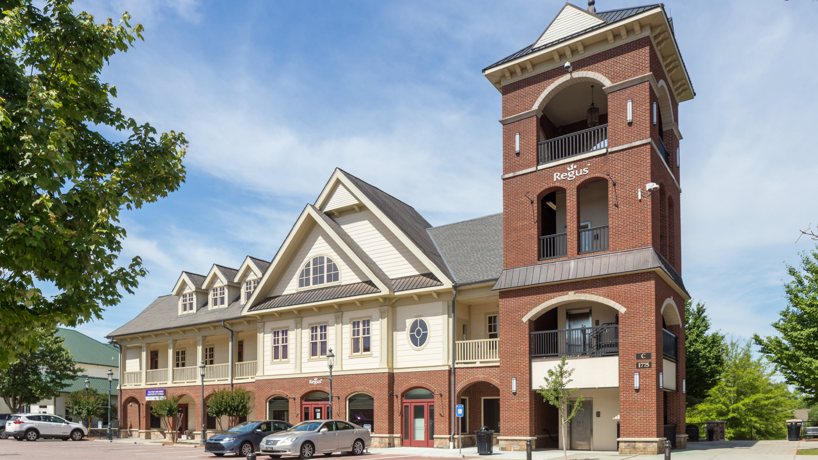 Corner Market Building Photo